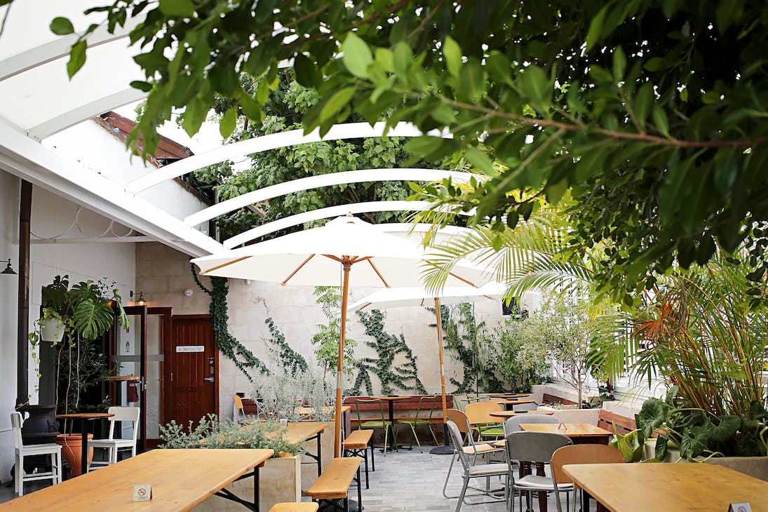 Patio bar in Fremantle